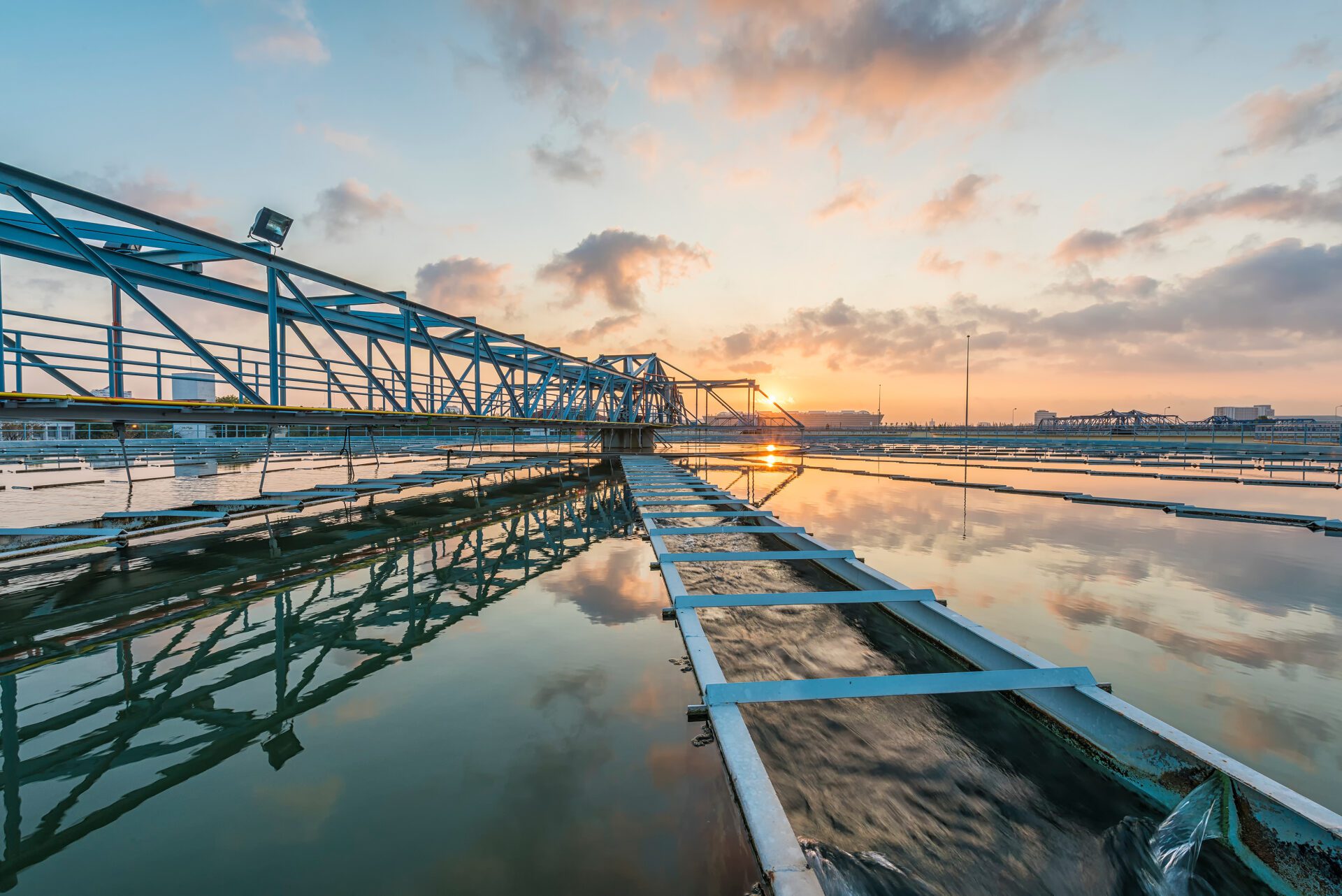 The Solid Contact Clarifier Tank type Sludge Recirculation process in Water Treatment plant with Sunrise